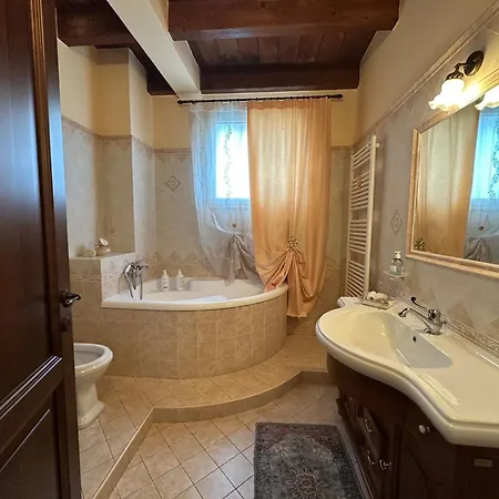 Florinella Apartment *