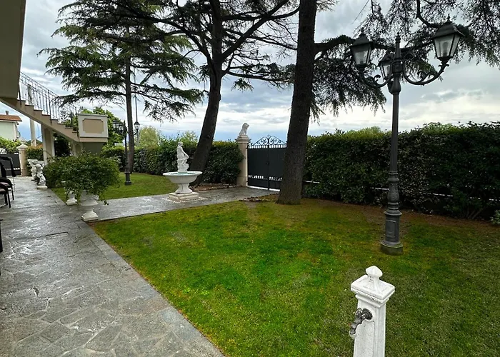 Florinella Apartman *